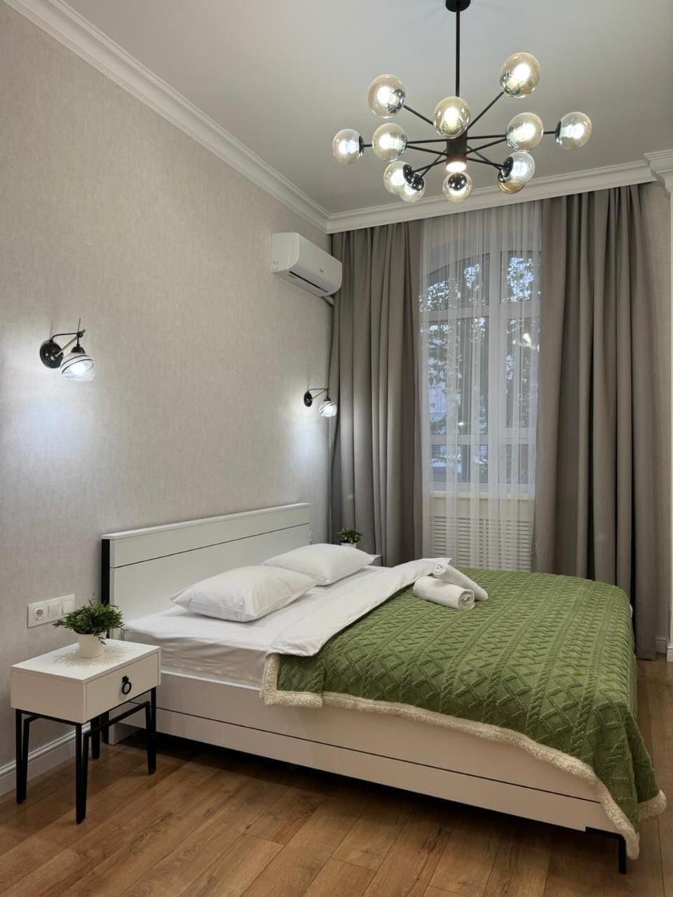 Rose Art Hotel Astana Luaran gambar
