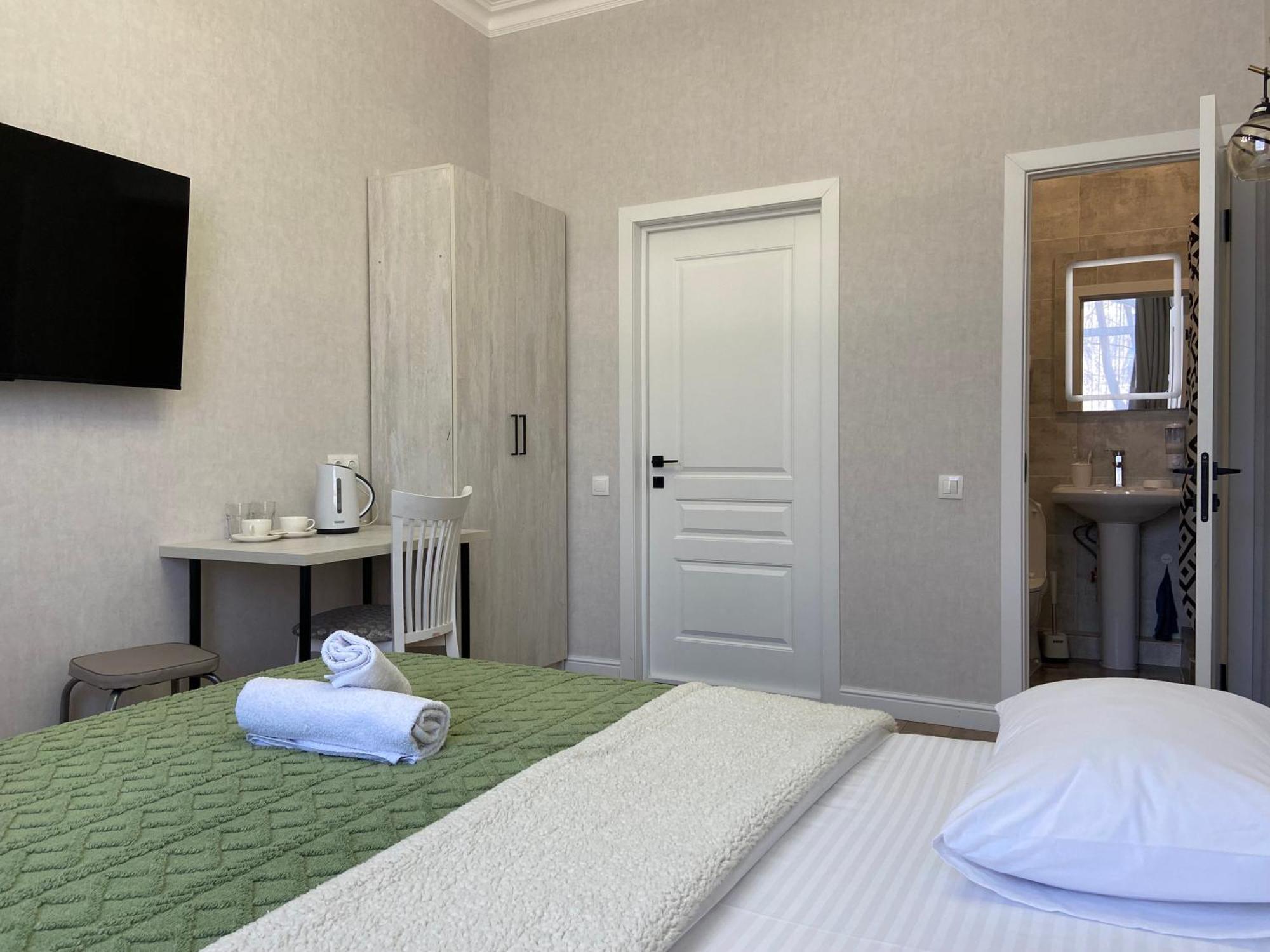 Rose Art Hotel Astana Luaran gambar