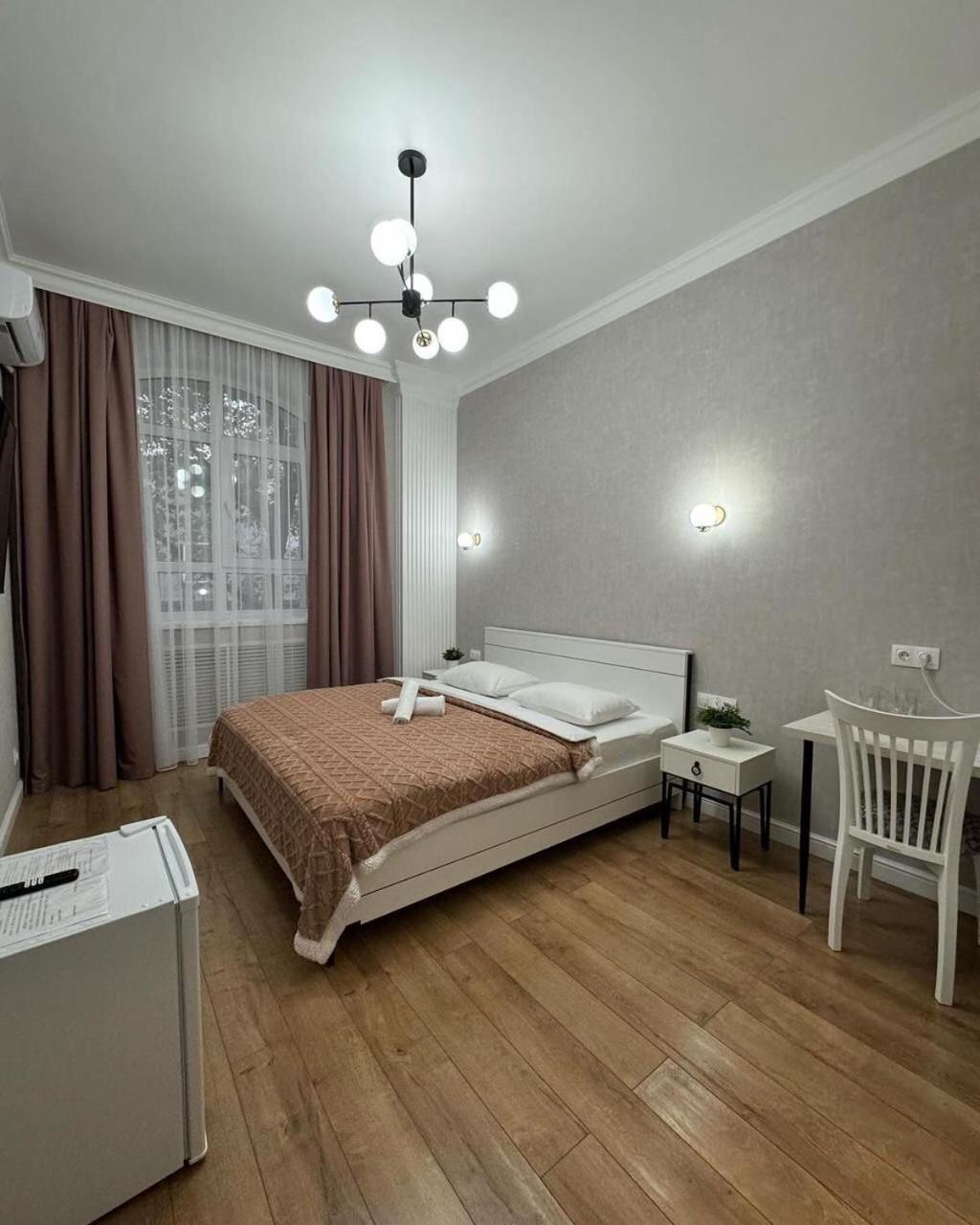 Rose Art Hotel Astana Luaran gambar