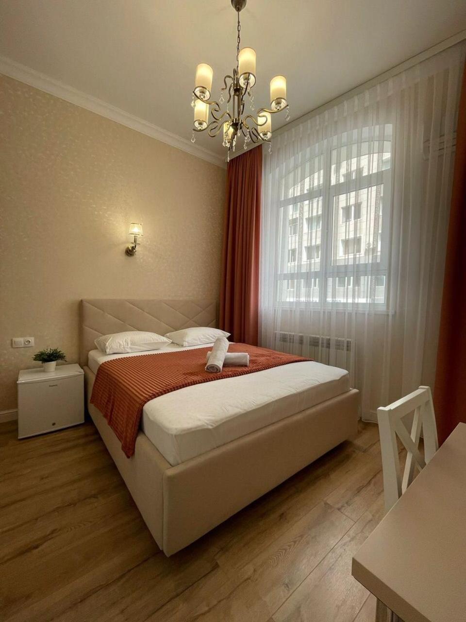 Rose Art Hotel Astana Luaran gambar