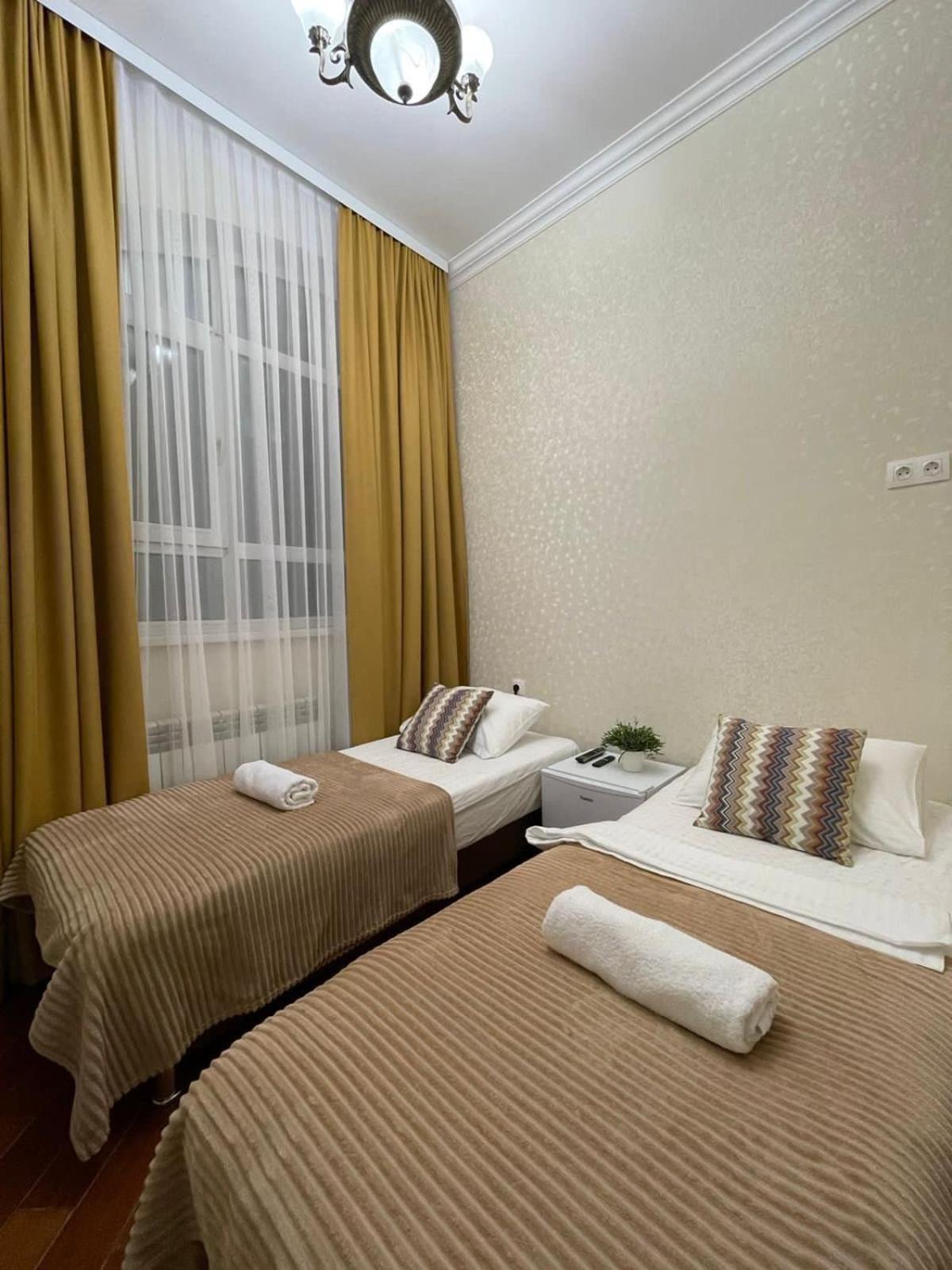 Rose Art Hotel Astana Luaran gambar